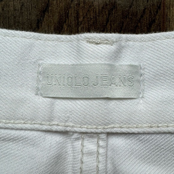 Uniqlo White Jean Shorts Size 22 - Picture 3 of 4